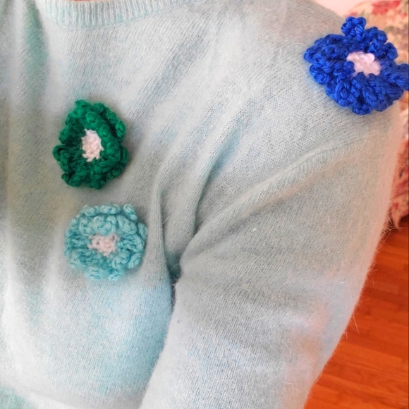 Cropped Vintage Embellished Angora sweater small - Picture 2 of 8